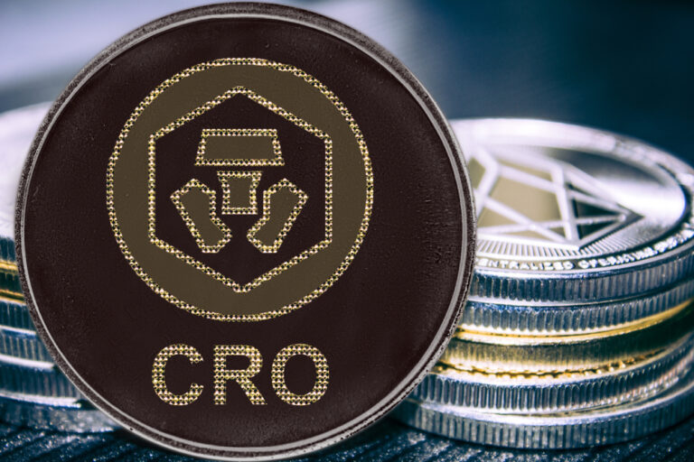 CRO rises to a new all-time high above $0.70