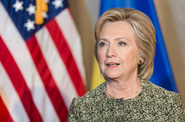 Clinton Crypto Could Be Used with Social Media to Destabilize Countries: Clinton Clinton Crypto Could Be Used with Social Media to Destabilize Countries: Clinton