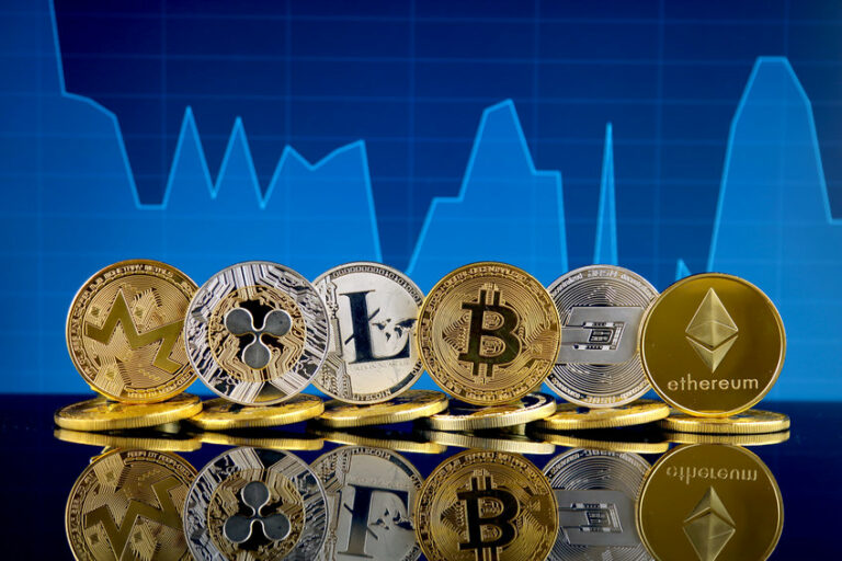 Bitcoin struggles below $ 57,000, Ethereum consolidates below $ 4,600, LUNA rises by 60 in a week %